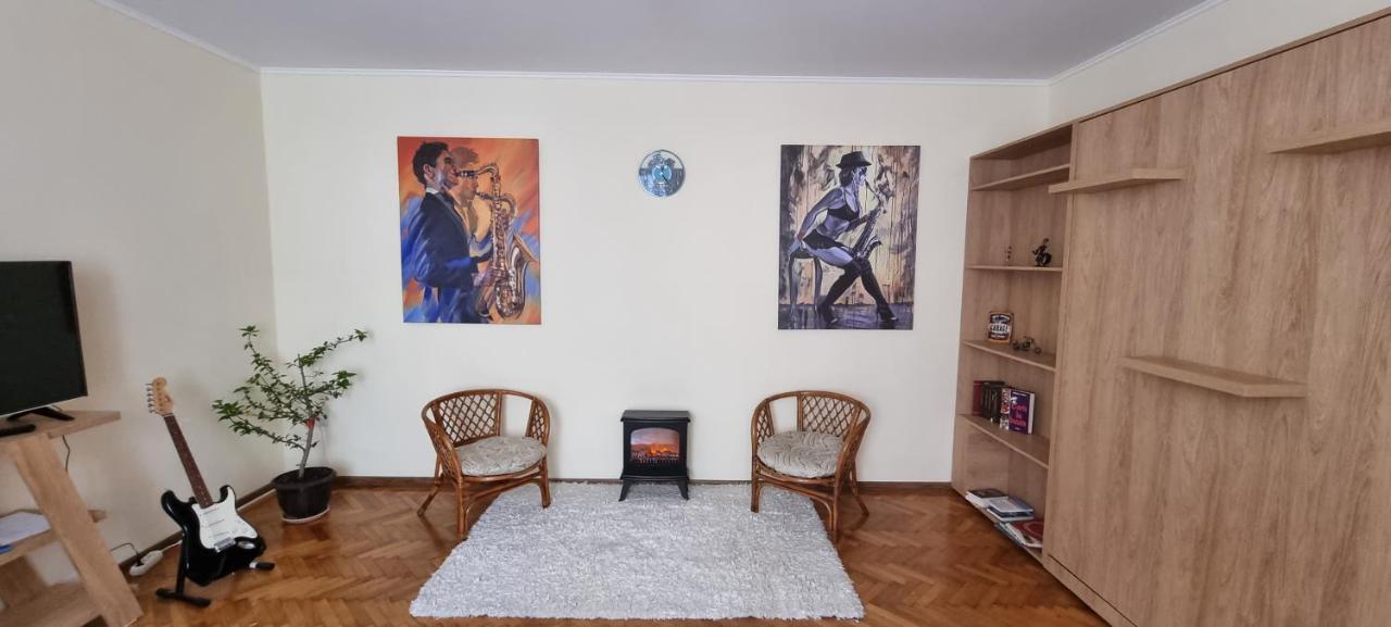 Happy Mood Apartment 5 Brasov Exterior photo
