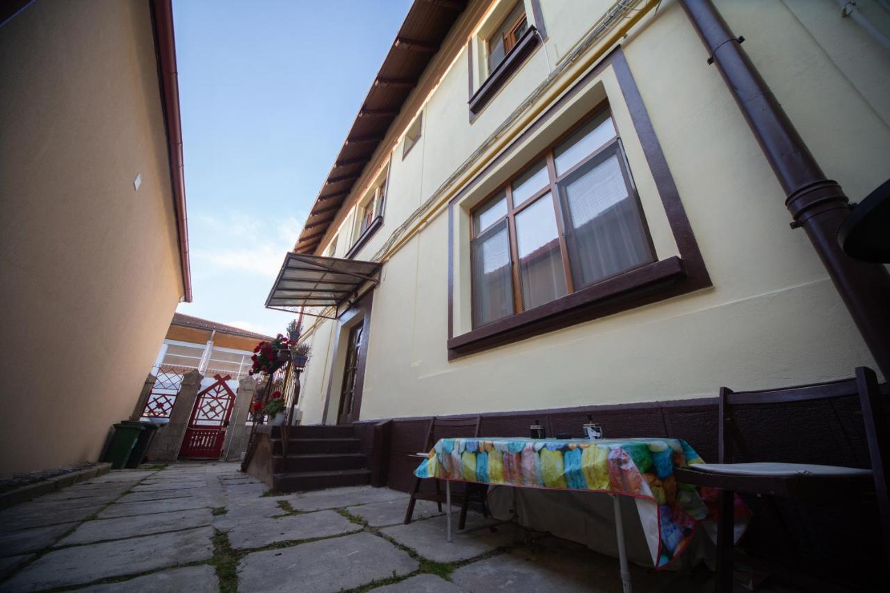 Happy Mood Apartment 5 Brasov Exterior photo